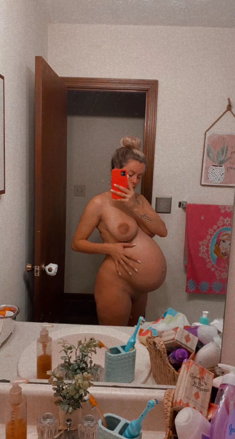 Pregnancy bundles tons of nasty things to cum to DMS OPEN posted by CanaryTraditional960