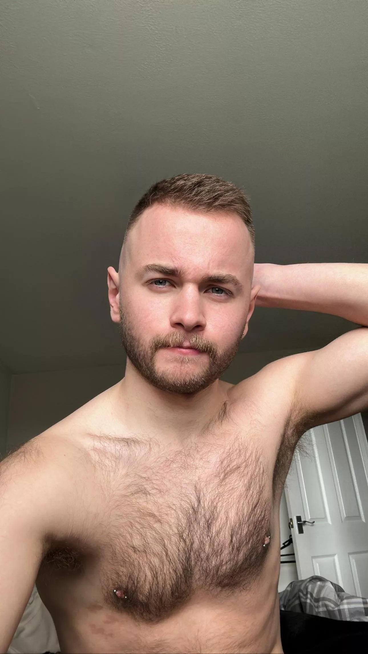 Scottish Bi Bro. posted by HalfPintOfInnes