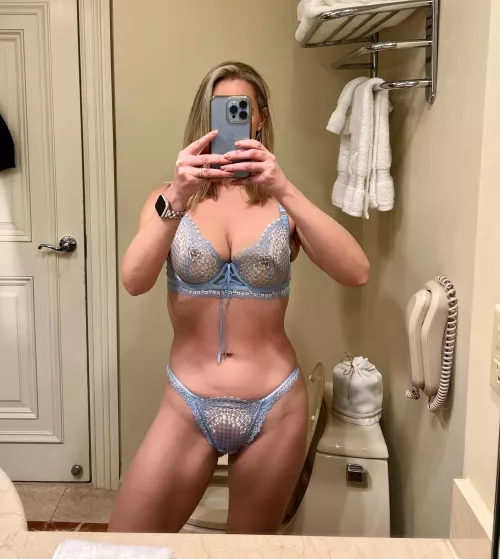 Showing Hubs what my Bull is about to get. by TheElegantHotwife