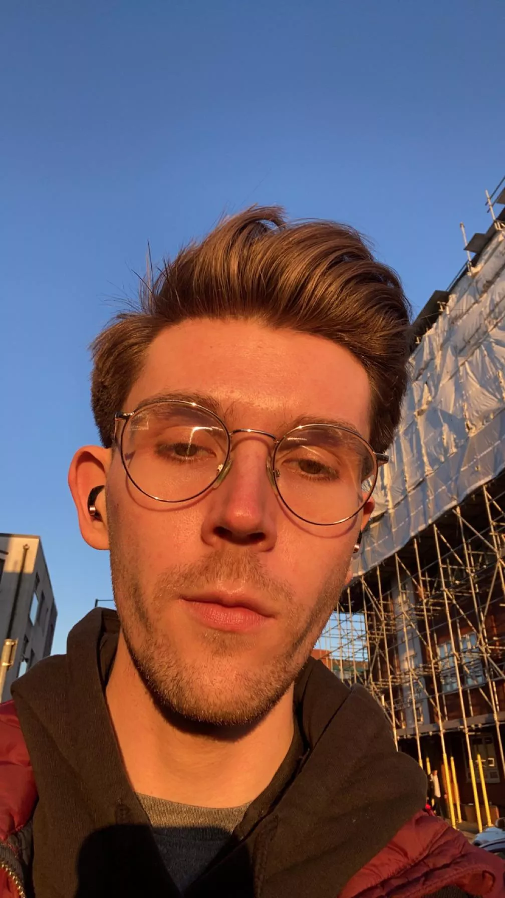 The sun is finally coming back to the UK 🇬🇧 posted by DylanKii94