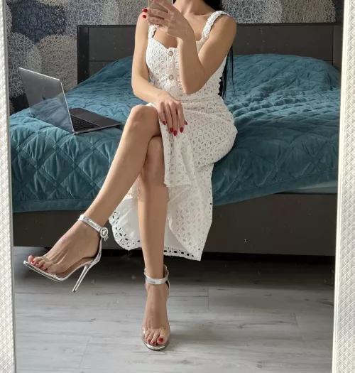 These heels are made for walking 👠 by MonicaGoddess