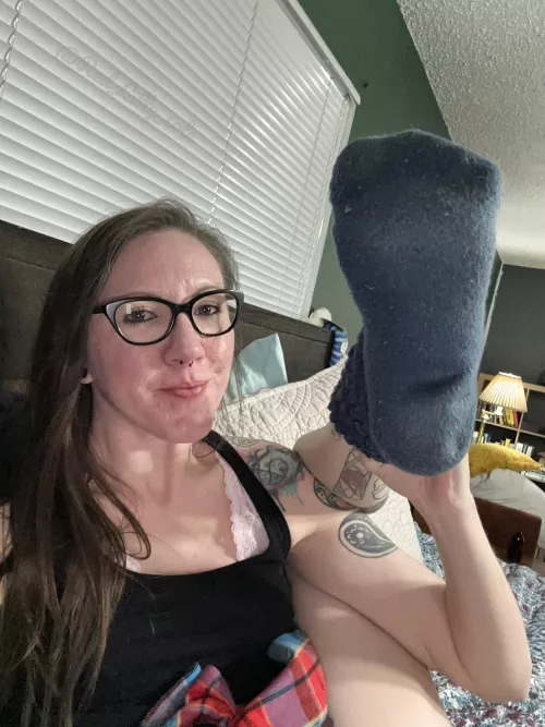 They are very smelly by Red_Lilly_sole