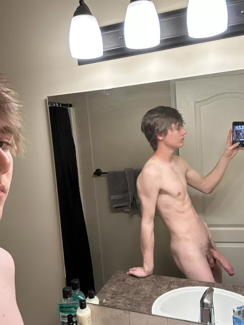 Thought I should let the ladies see what I’m working with ;) by Temporary-Ad5078