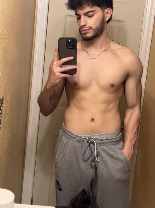 Veiny by TrueGodComplex