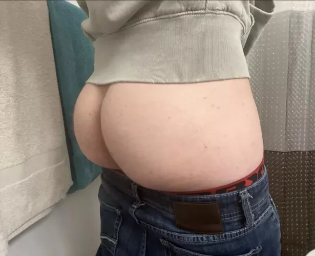 Wanna Cuddle? by juice1697