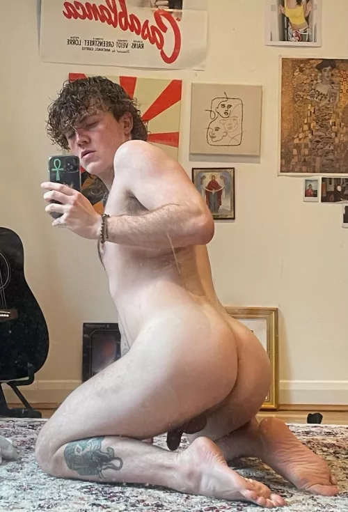 Who wants to fuck me on this rug? by wiseandmanly