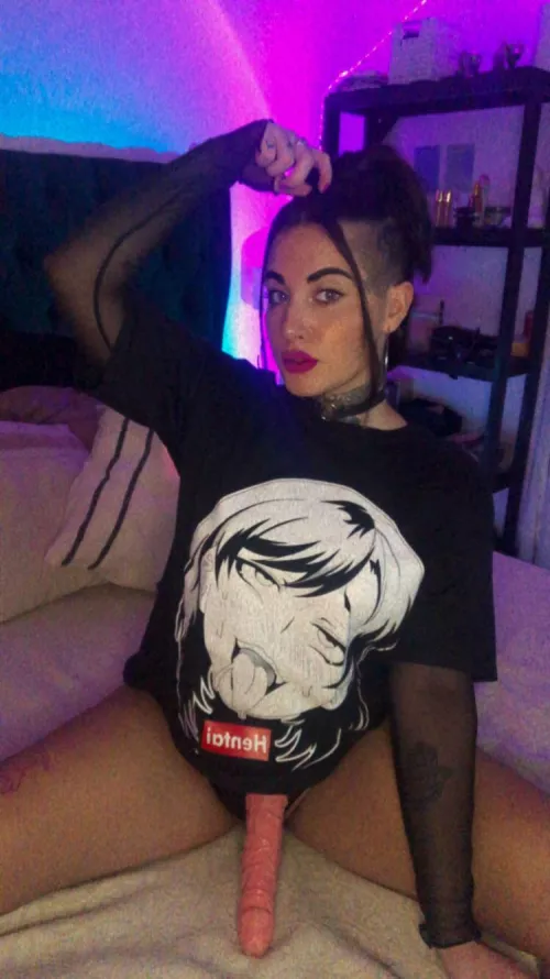 Would you let the curvy goth teacher fulfill your fantasies? by Vic_grillet