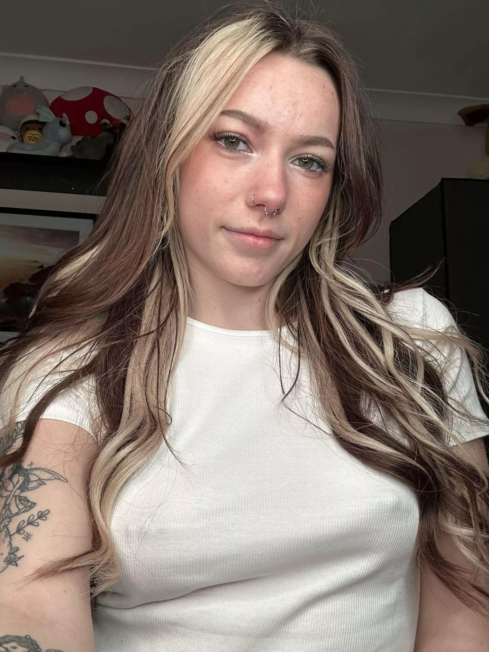 Would you manage to hold eye contact for the first 10 seconds posted by SweetLikeKendi