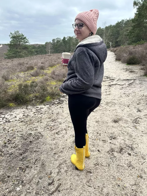 Would you stare at my ass on a walk? by summerpeachxox