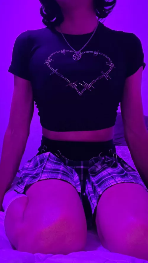 You and me alone in the same room, what you think? ^.^ by Glittering-Web5351