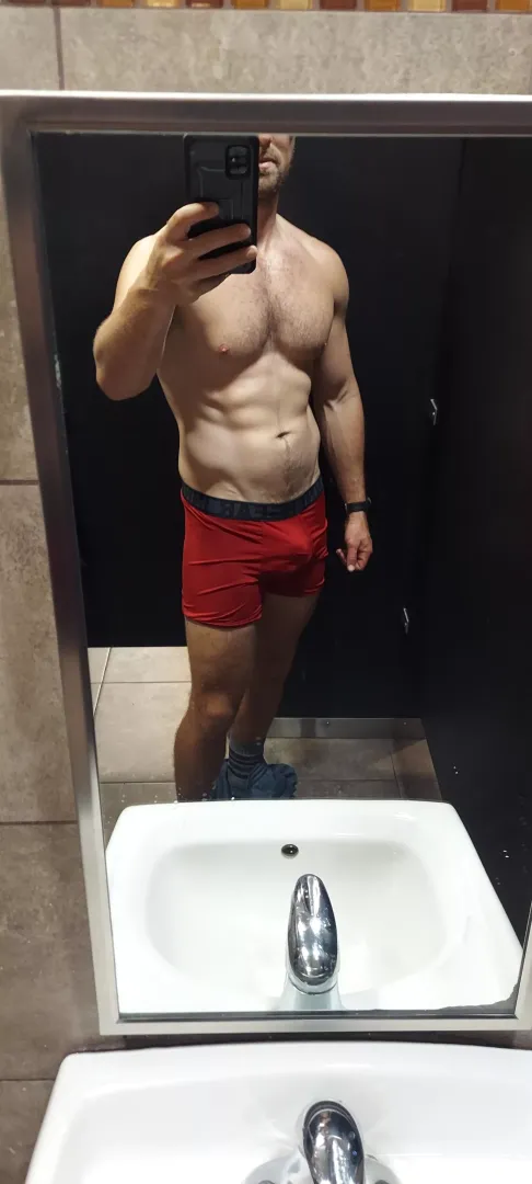 30(M) Post workout pump posted by Mildlyfit92