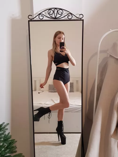 before pole-dance training by sidelonggate