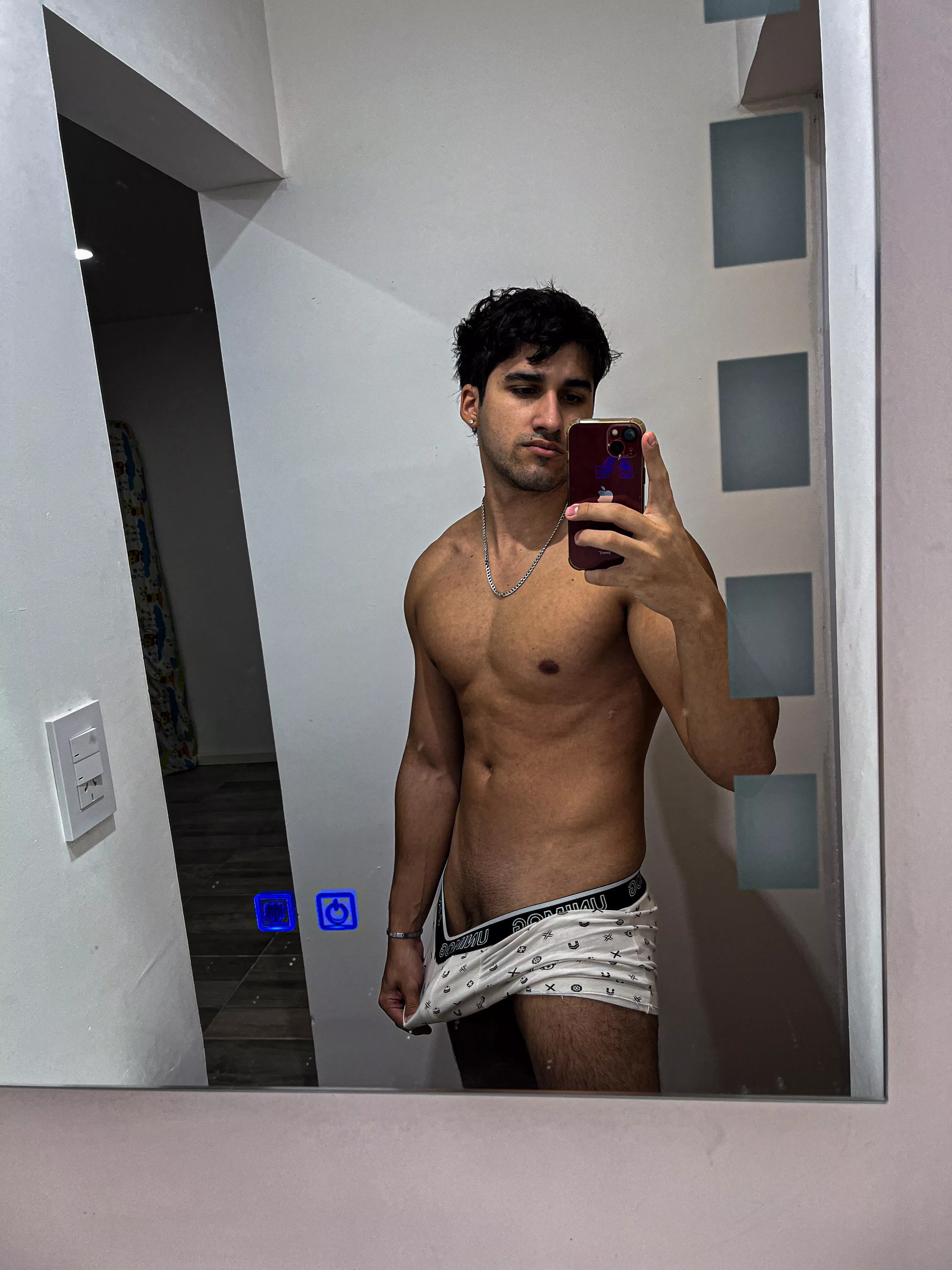 before shower posted by Lucasaesthetic