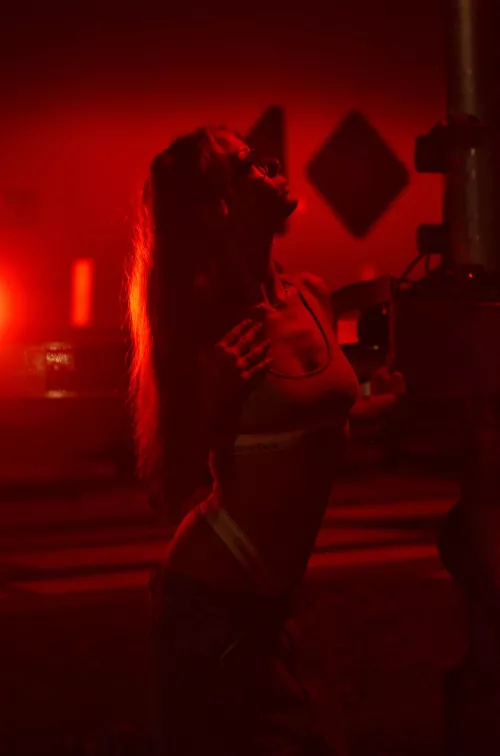 Choo-choo choosing to be confident by RoraPickle