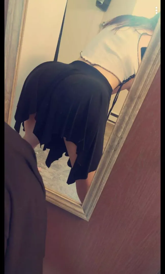 Does someone wanna rip this skirt off of me? posted by VagabondVogt