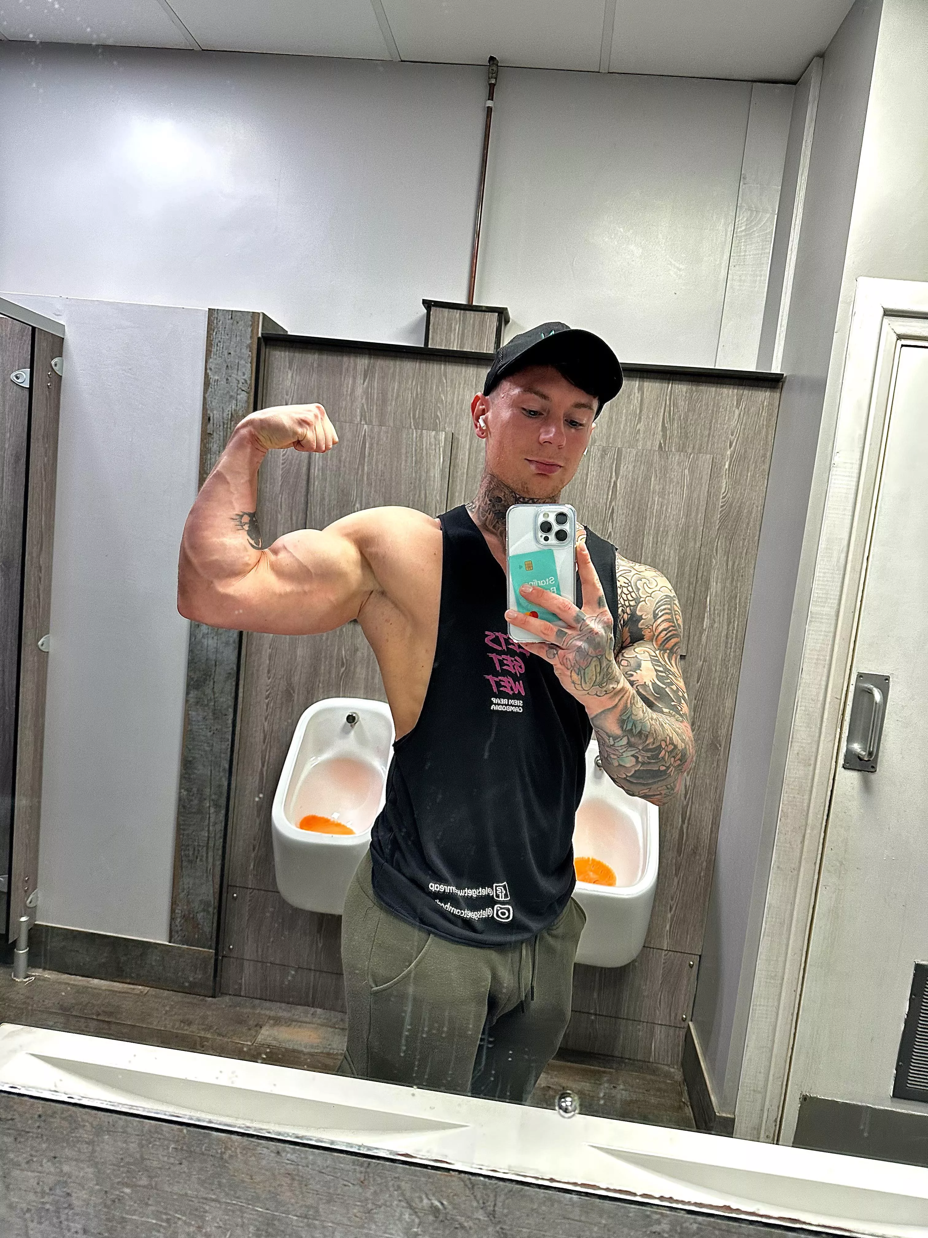 Does the hat work ? posted by JoeHuman1993