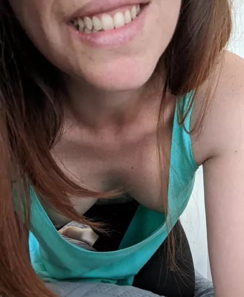 don't stop looking at me by Deliciouxxly_PH