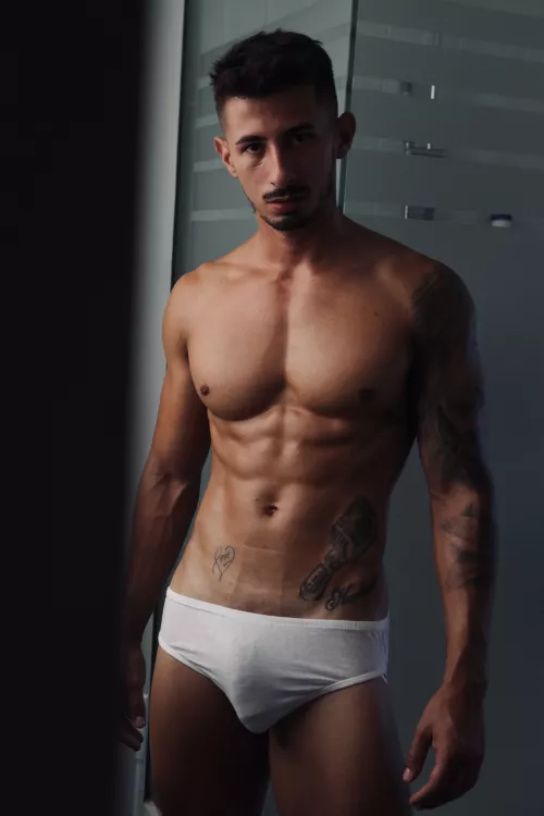 Faint outline but you can make it harder by supermarketboy_