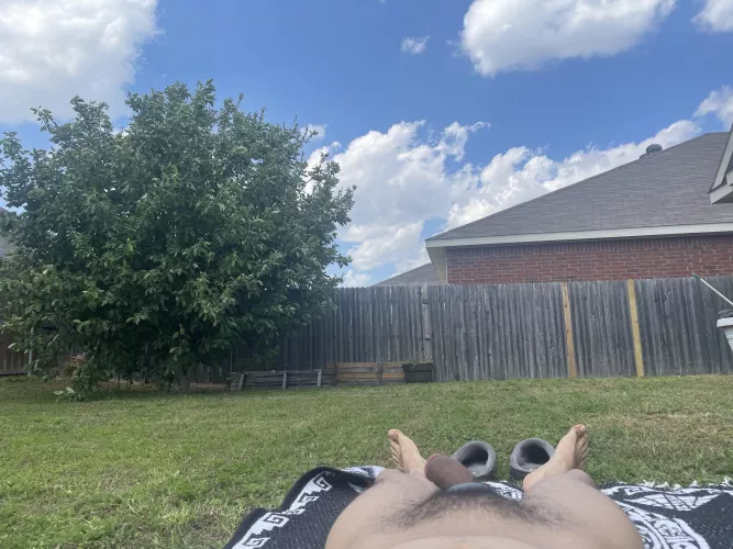 Felt great outside today in North Texas by Tastyyballz