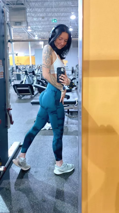 Good gracious ass is bodacious by Kateepeach