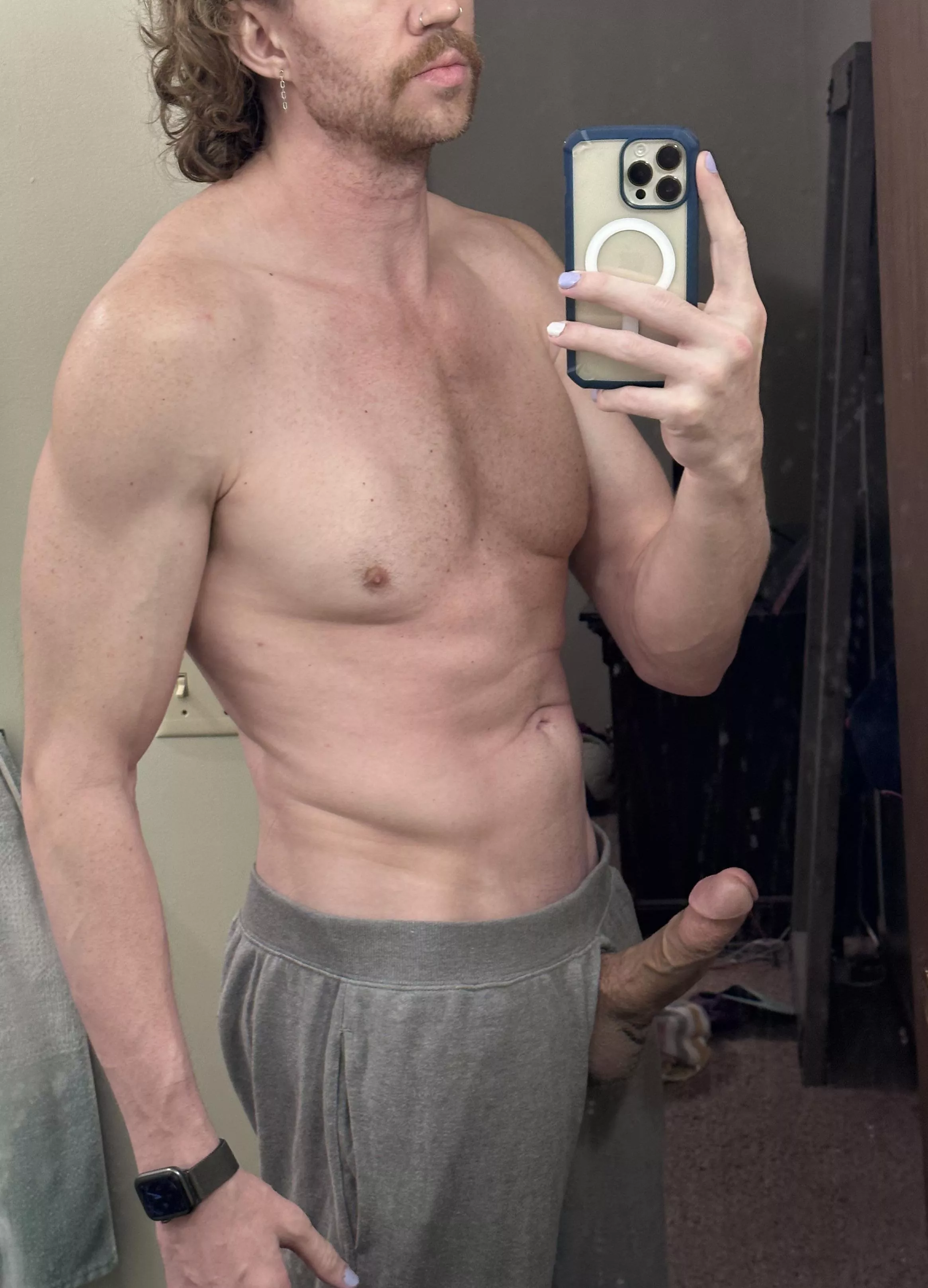grey sweats return [m] posted by indicaliker