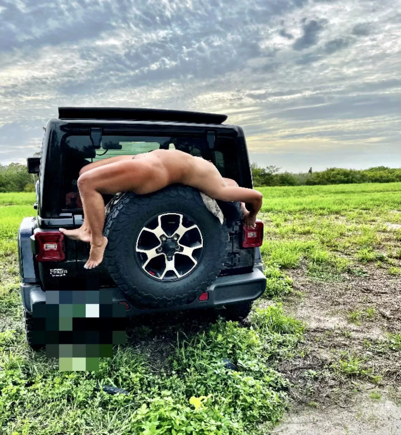 Happy National Jeep 4x4 Day 🫡🇺🇸😈 posted by KissedByTheSun_Asian