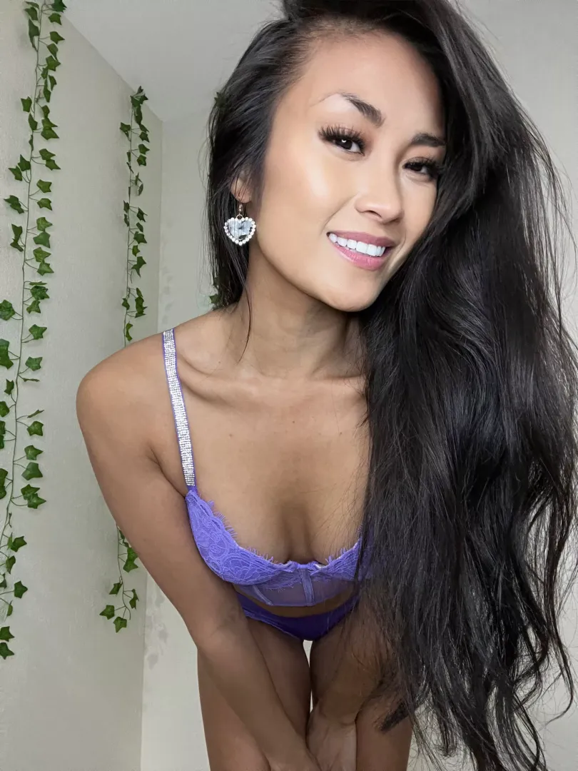 I'm definitely submissive, definitely Asian, and absolutely undeniably a wild posted by sunshinesinababy