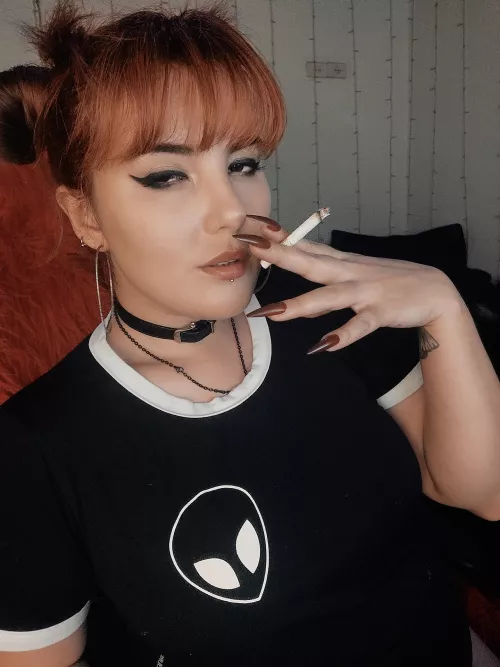 I'm feeling so good with my cig 🥰 by YummyRip