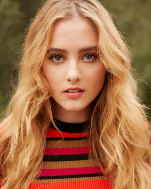 Kathryn Newton by Snoo60961