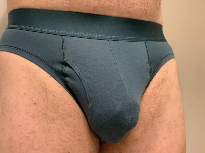 Lululemon Briefs by morcum