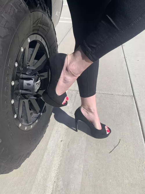 Meaty tires and hot heels. 🔥 by Ok_Gift_1925