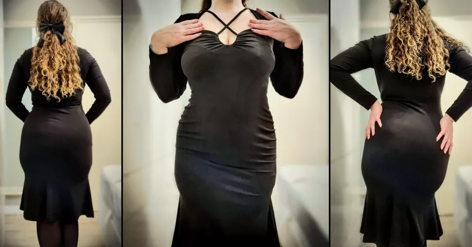 My (f)avorite dress 🖤 by Rich-Protection2188