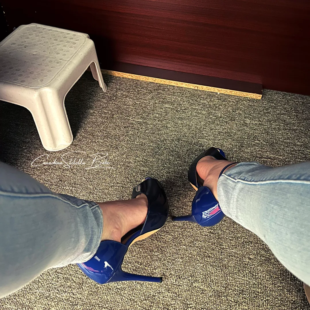 Office heels posted by CanadianStilettoBabe