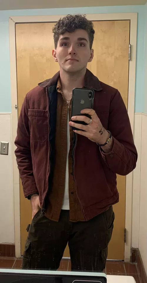 Pre concert fit check by Cincinnati298