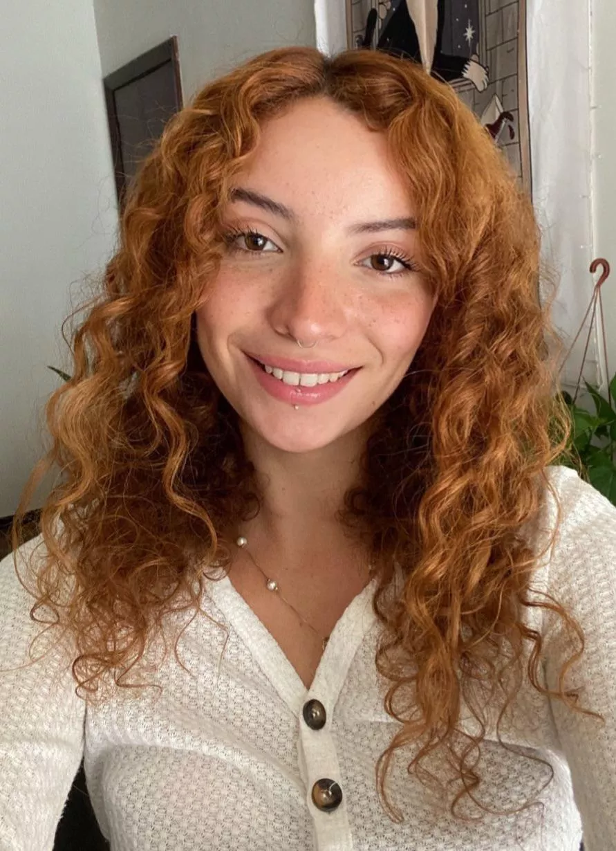 Rare picture of me smiling posted by Putrid-Position3974