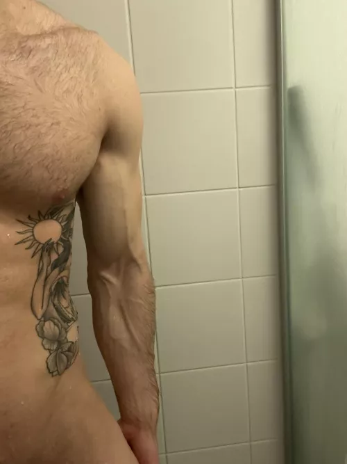 Shower arms by Fitcookieface