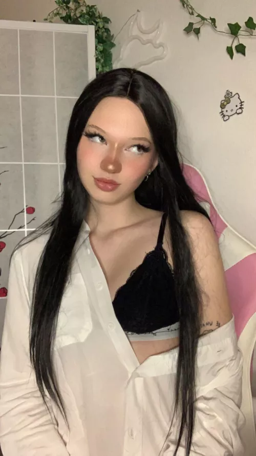 Slutty and nerdy 🤓❤️ by Laurababybeige