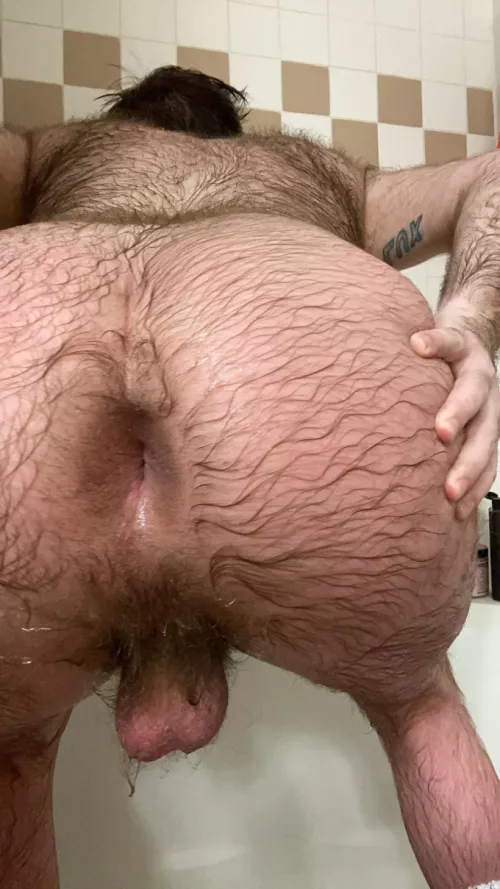 Still wet, hope that’s okay. by uselessmagic87