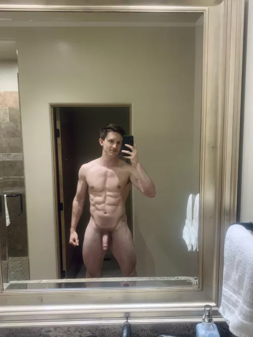 Thank you airbnb mirror for helping me look good by AdMuch6934