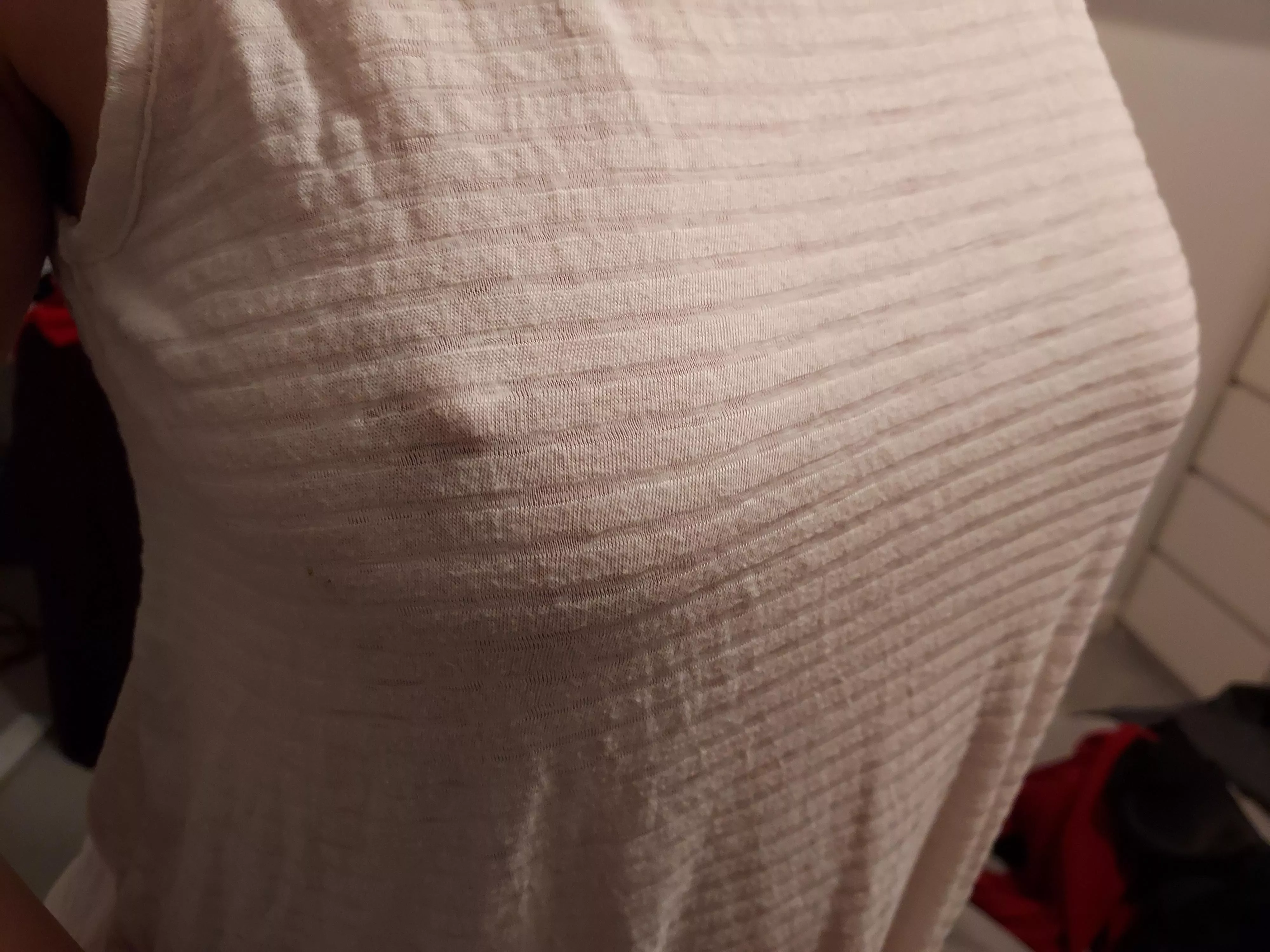 They do tend to make themselves seen whether I want them to or not !! posted by jadesalterego