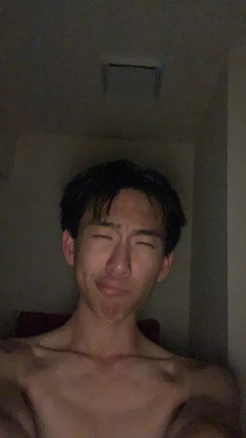 thought i looked good here by chillin_guyy