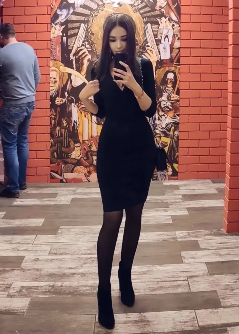 Total black posted by SweetieAlyona