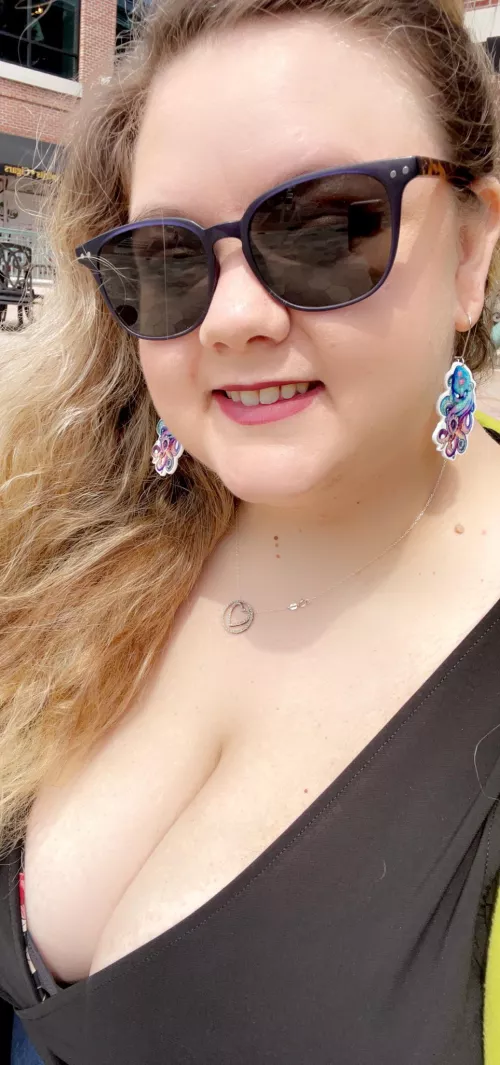 Waiting on a date. by TruePlantain2756