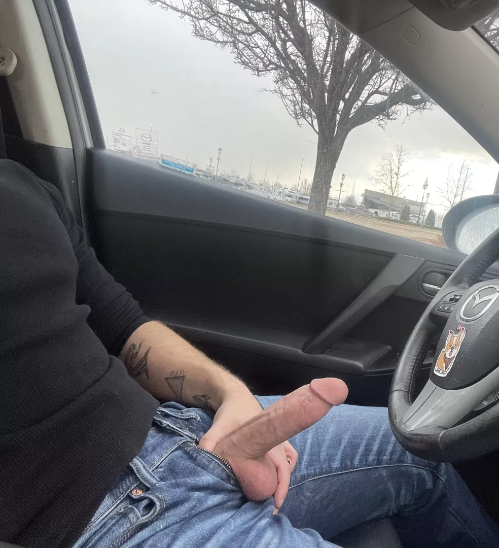 Your Driver is now Approaching posted by keithhiger