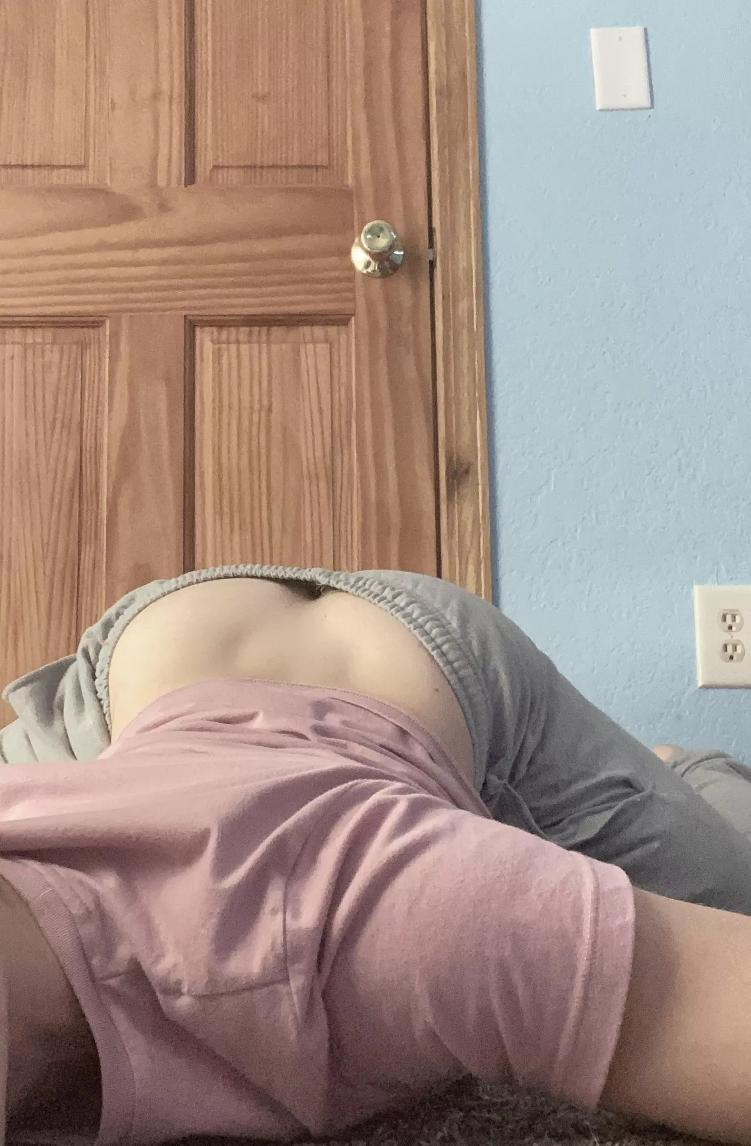 19 dm me posted by Ok-Perspective3967