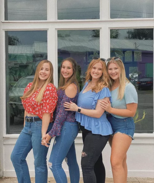 All nice smiles by knightplayaa