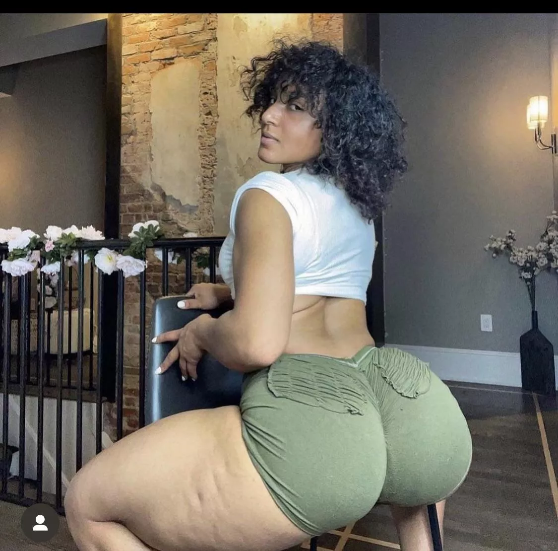 Anyone know who this is? posted by thatonedude-69