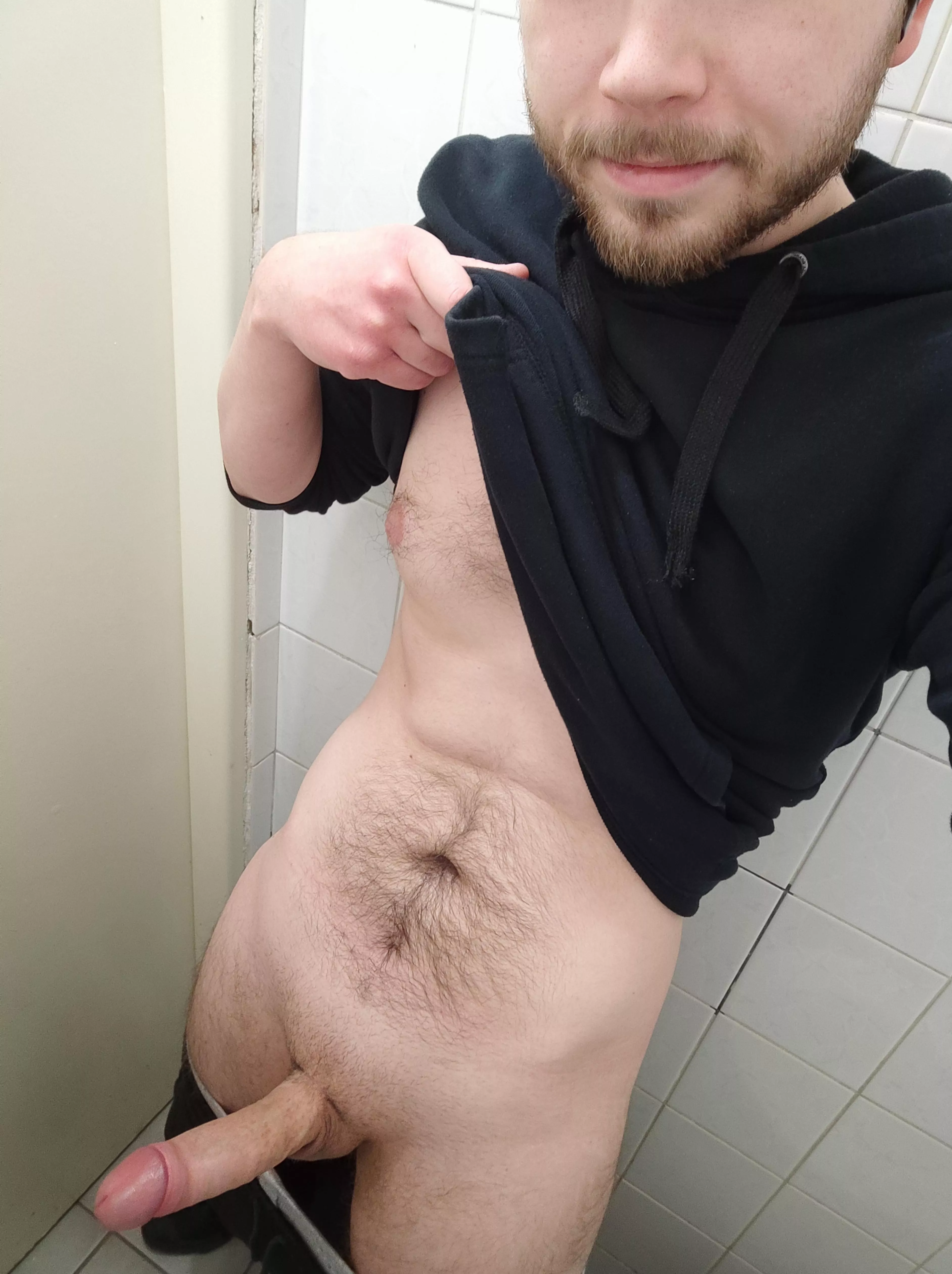 Creampie during work-break anyone? 💦 posted by ArtificialHuman77