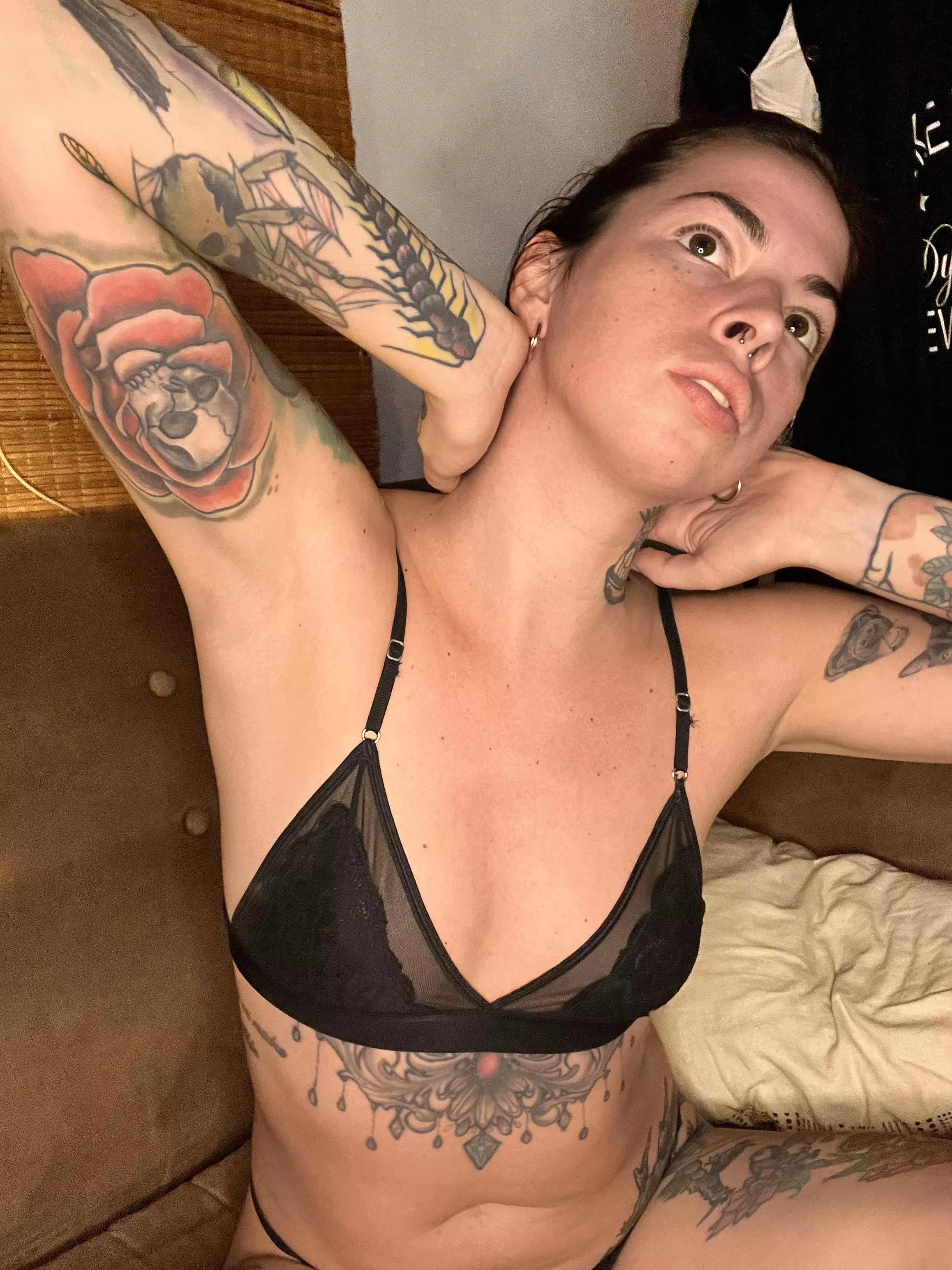 Do u want cum in my armpit? posted by reggimonte69