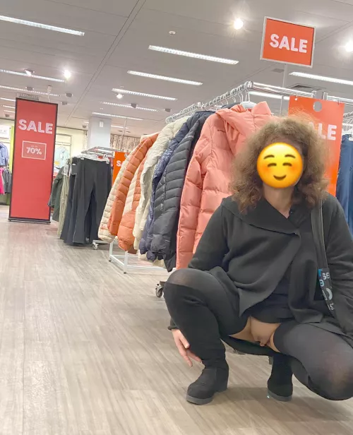 (f) Shopping without Panties by seeallifyouwant